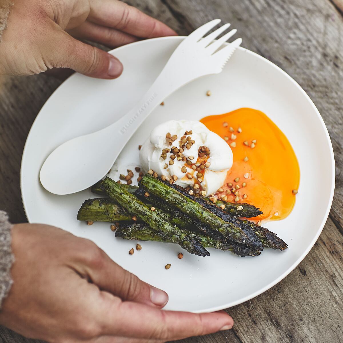 Light my fire Velký cestovní příbor Swedish Spork medium 2-pack sandygreen/dustypink