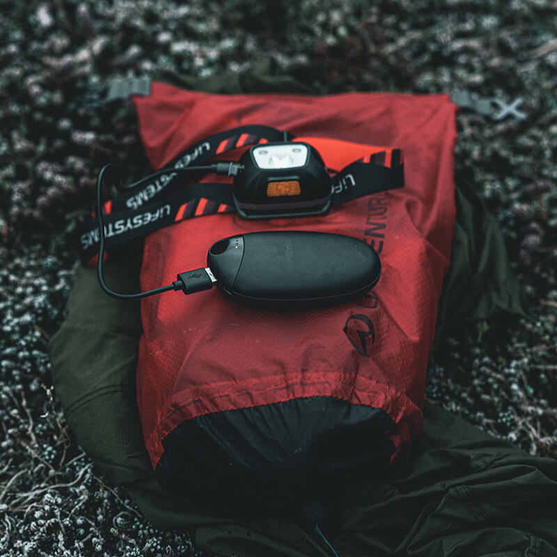 Lifesystems Dobíjecí ohřívač rukou LifeSystems Rechargeable Hand Warmer s powerbankou 5200mAh